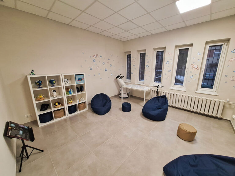 Gabinety-na-Jasnej---To-jest-Kosmos---Marcin-Biskupski